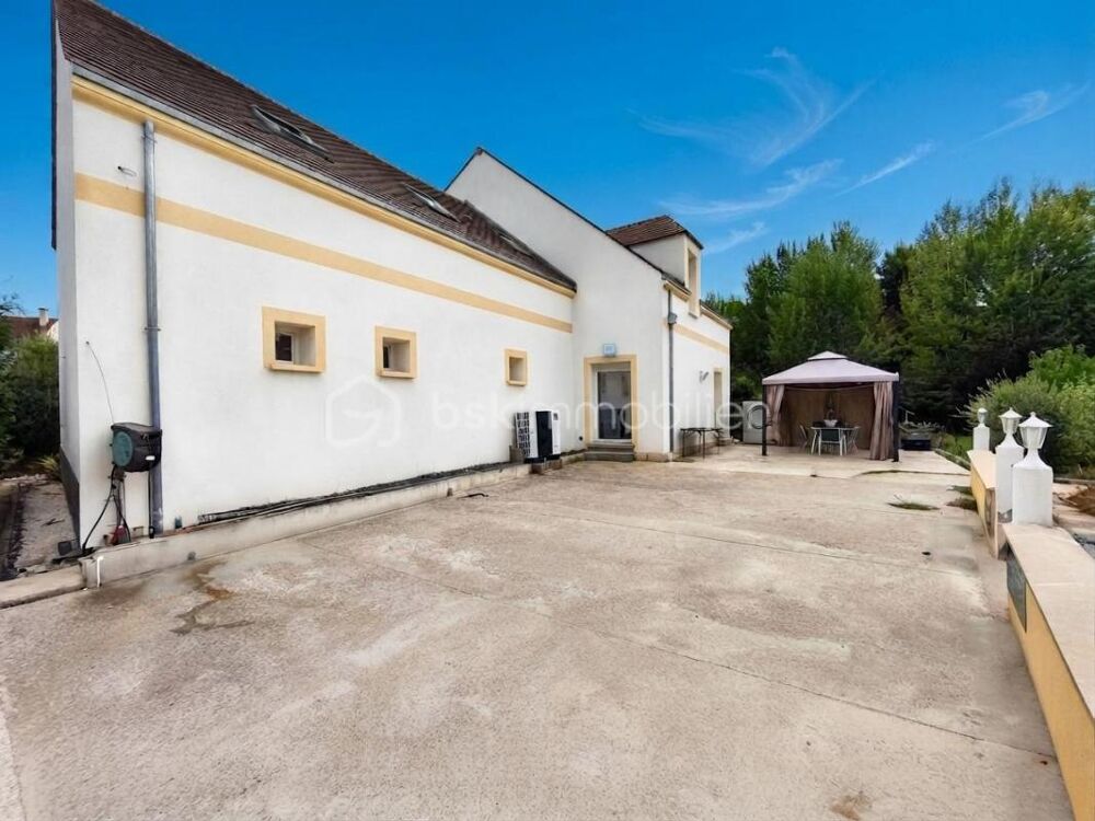 Vente Maison Pavillon de 2013, 6 chambres sur sous sol total Meaux