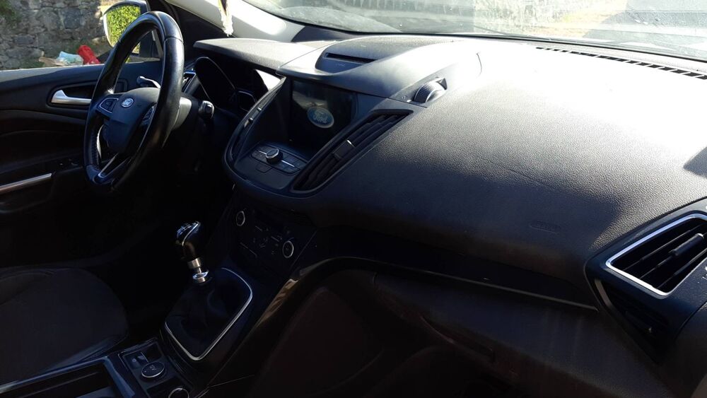 Kuga 1.5 TDCi 120 Business 2017 occasion 15130 Arpajon Sur Cere