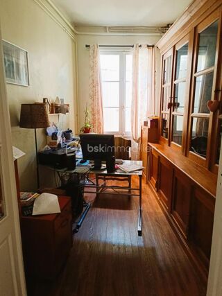  Immeuble  vendre 8 pices 245 m