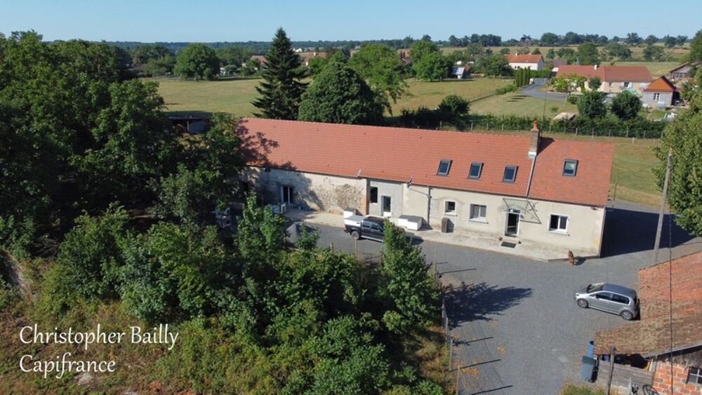 Longère bourbonnaise récemment rénovée, 5 chambres, proche des commodités