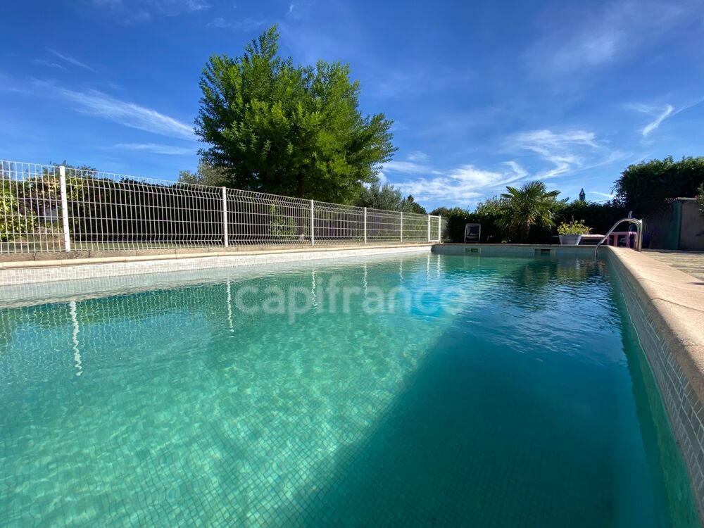 Vente Maison Uzès 4km, maison de plain-pied 130 m² sur terrain clos de 1 350 m², calme, piscine, garage Uzes