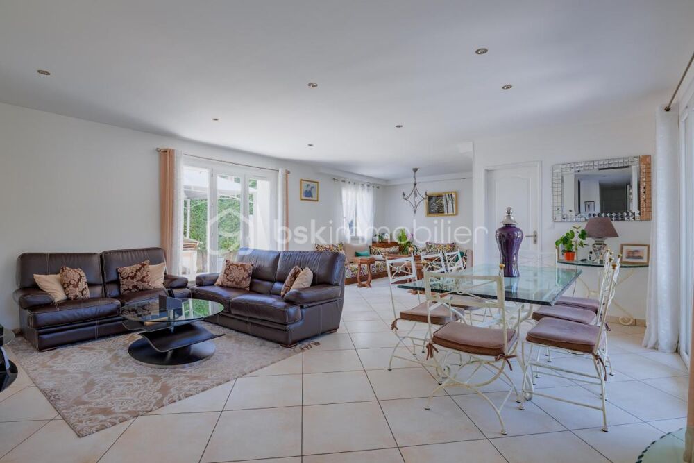 Maison de plain pied 4 chambres et piscine