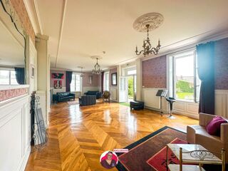  Maison � vendre 15 + pi�ces 868 m�