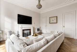  Propriété/château à vendre 15 + pièces 425 m²