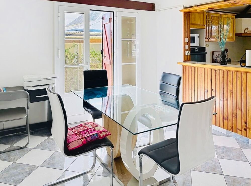 Maison à vendre 4 pièces LAMENTIN (971)