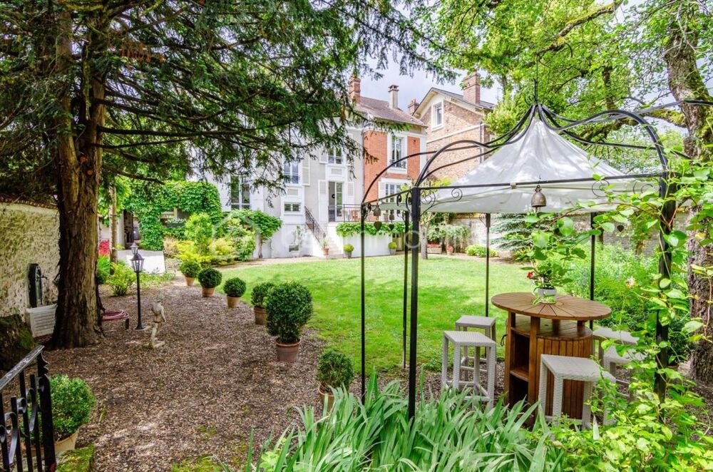 Vente Propriété/Château Magnifique Maison Bourgeoise 204m2 exceptionnellement entretenue sur terrain de 650m2 ! Corbeil essonnes