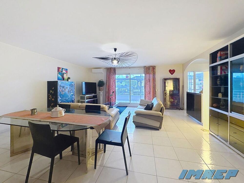 13008 Marseille  Saint-Anne / Bonneveine  Dernier étage T3 de 95 m² avec terrasse plein Sud, balcon et garage