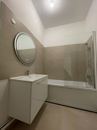  Appartement à louer 3 pièces 61 m²