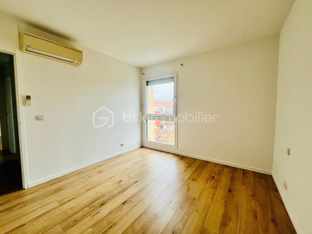Appartement T3 lumineux - climatisé - 2 loggias  Garage & cave  Perpignan