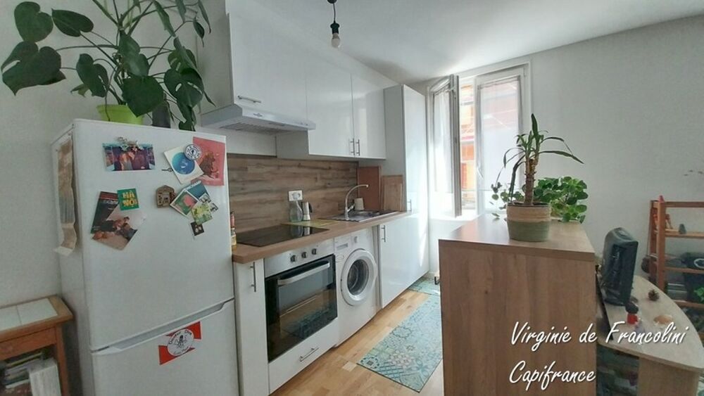 Saint-Maurice-A vendre appartement 2 pièces-Rénové-32 m2-Cave-Proche Bois de Vincennes-Bords de Marne-Ligne 8