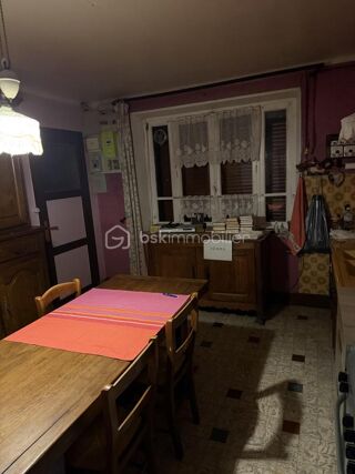  Propriété/château à vendre 8 pièces 192 m²