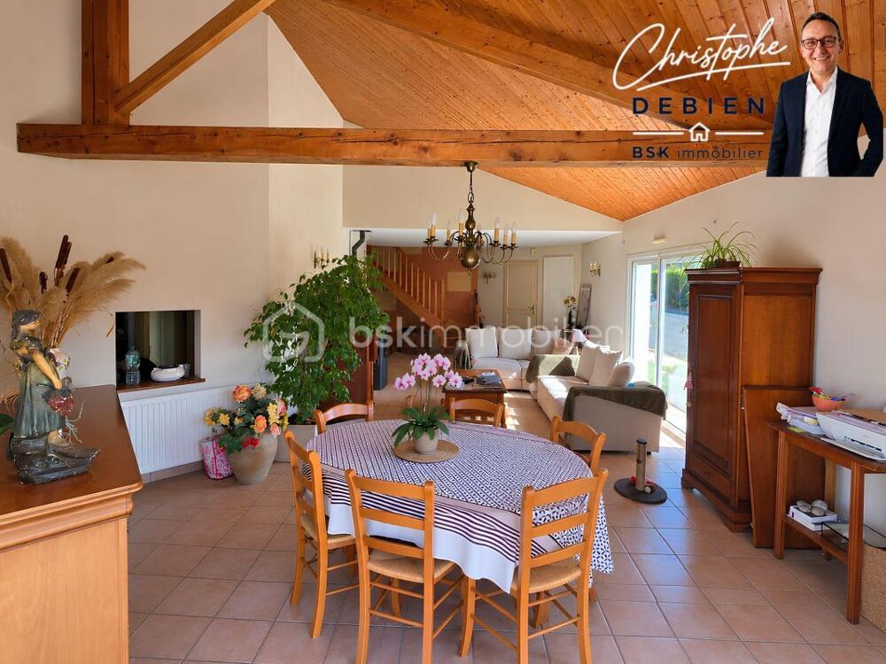 Vente Maison MAISON D'ARCHITECTE 174 M² – 3 CHAMBRES + BUREAU – VÉRANDA 33 M² – DOUBLE GARAGE – TERRAIN 1 039 M² AVEC POTENTIEL CONSTRUCTIBLE L oie
