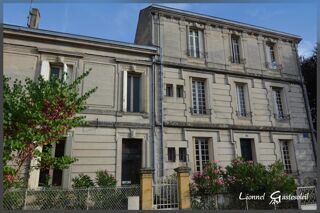  Maison à vendre 15 + pièces 345 m²