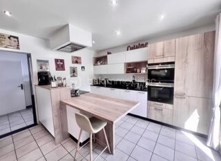  Maison à vendre 7 pièces 191 m²