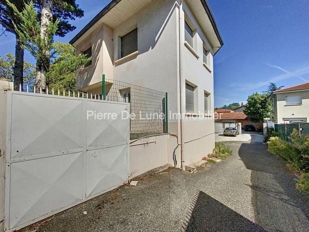   Immeuble de rapport à Bron Bron