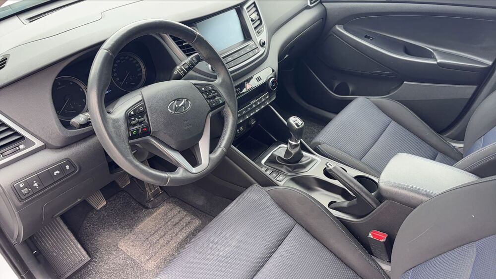 Tucson 1.6 CRDi 115 Business 2017 occasion 45000 Orleans