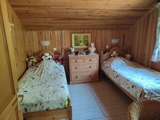  Chalet  vendre 4 pices 90 m