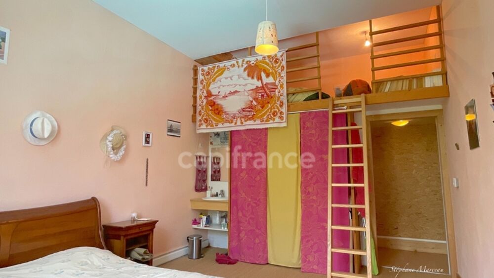 Vente Maison SAVOIE (73), à vendre vallée de La Maurienne, maison atypique, terrain 4000m², Gîte Saint remy de maurienne