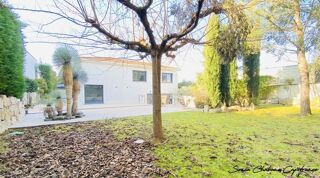  Maison  louer 6 pices 222 m