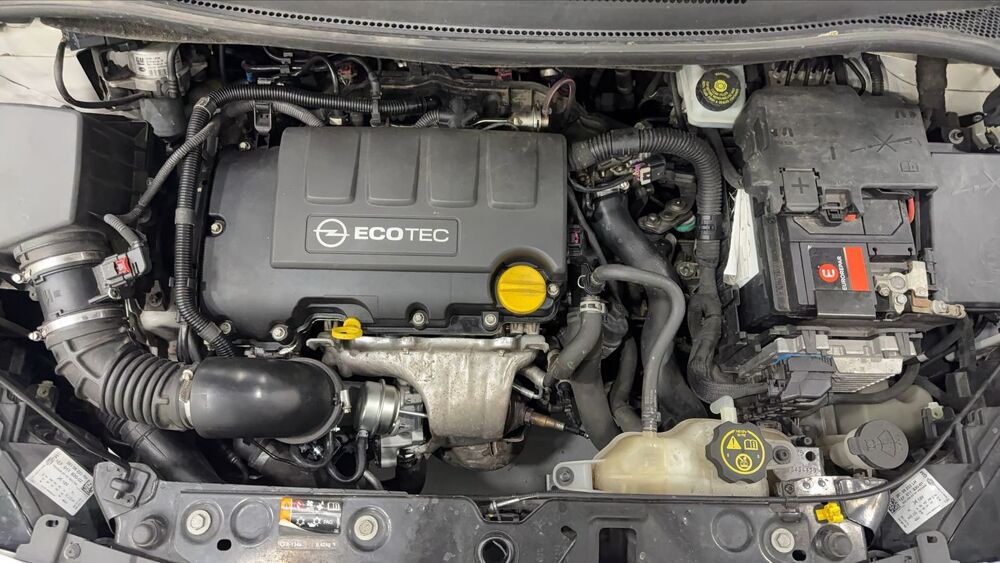 Corsa Phase 3 1.4 Turbo 100 Color 2015 occasion 54300 Luneville