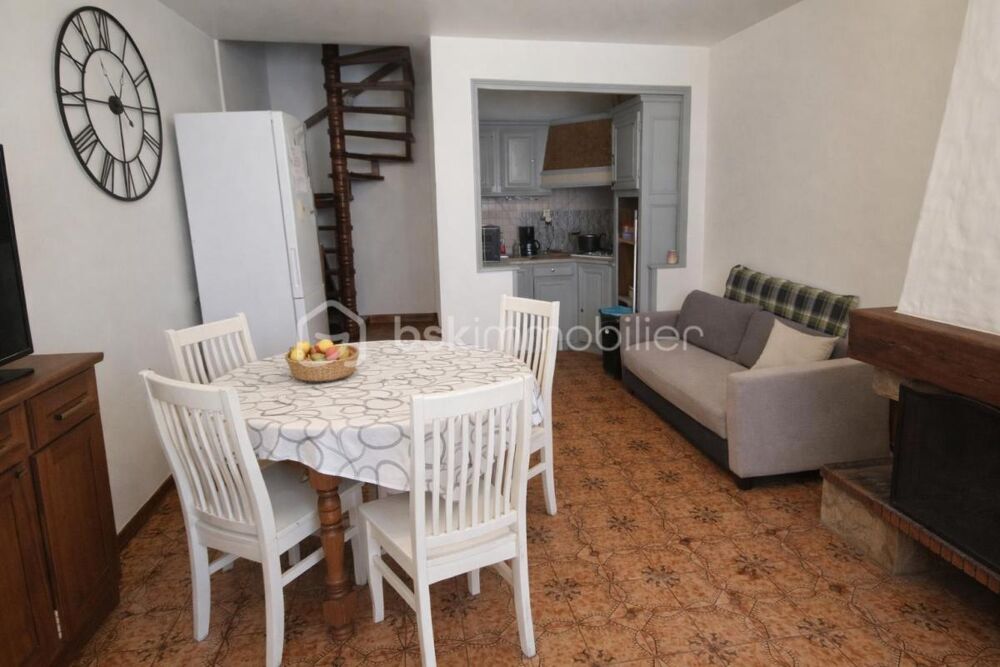 Maison de ville 70 m²  Hyper centre Vic-en-Bigorre