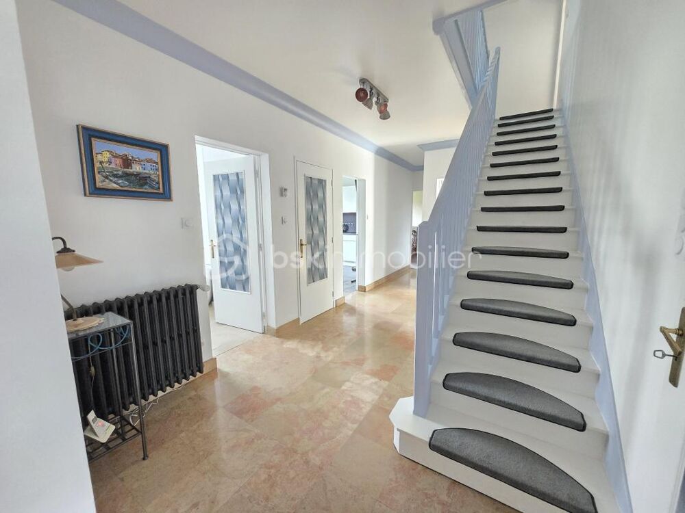 Magnifique Pavillon sur rez-de-jardin de 186m² à Marzy