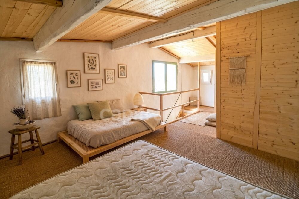 Vente Maison Maison de village de caractère avec cour intimiste et bassin, Uzès 3km Uzes