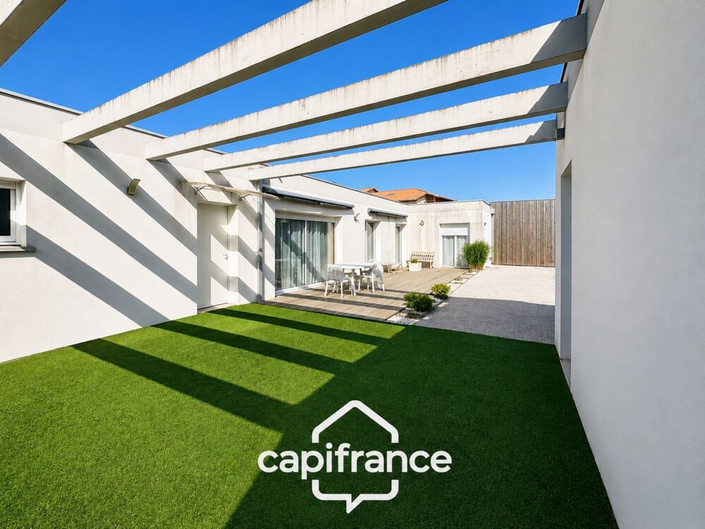 DAX CENTRE-VILLE  MAISON CONTEMPORAINE DE PLAIN-PIED  DPE A - PMR