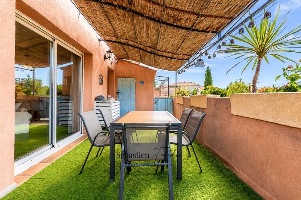 Vente Appartement Dpt Var (83), à vendre LE BEAUSSET appartement T4 de 84 m² - Terrasse de 18 m² - Stationnement privatif - Résidence sécurisée Le beausset
