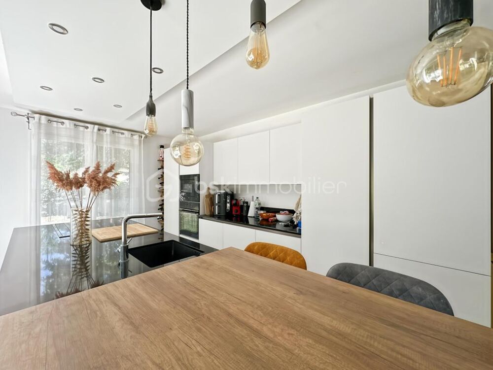 Maison de 160m² sur sous-sol total