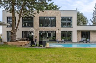  Maison � vendre 8 pi�ces 293 m�