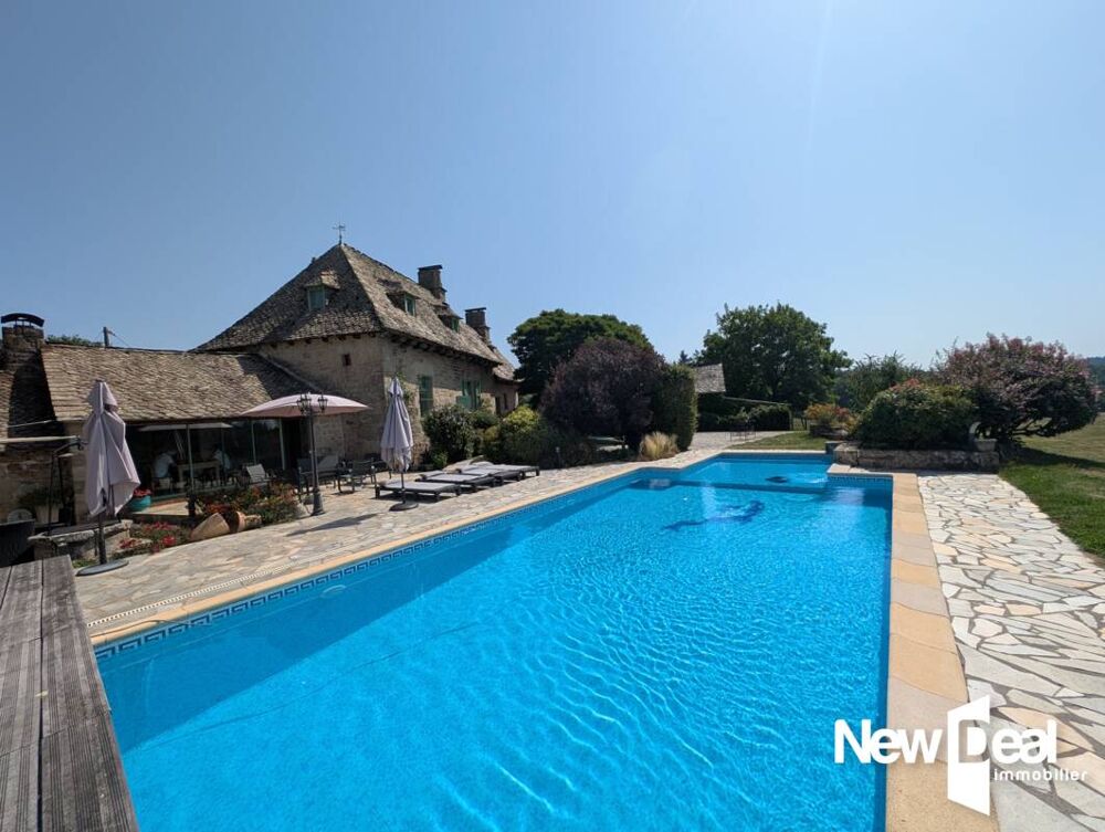 Propriété de charme en pierre  290 m²  2,5 ha avec vue dominante  cadre dexception