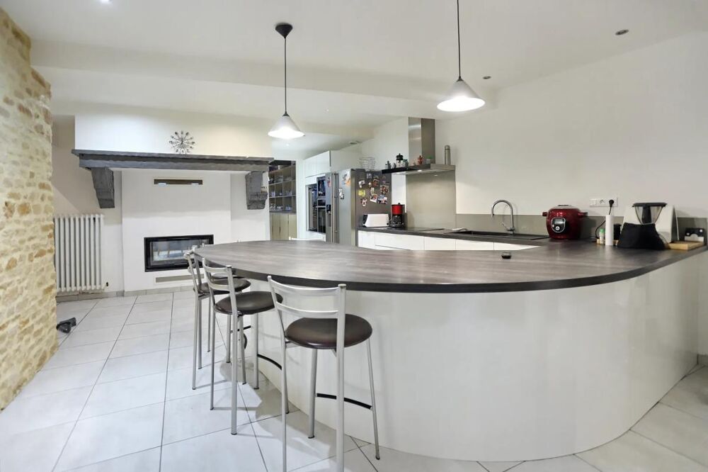 Spacieuse maison 8 pièces au coeur de La Guerche