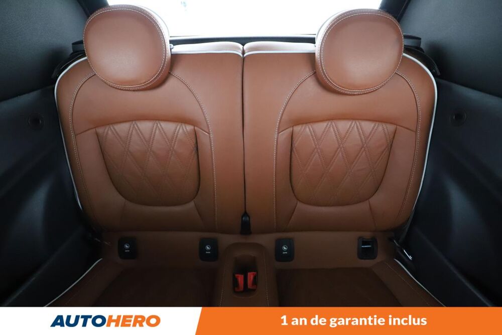 Cooper Mini Cabriolet 2.0 S Finition Red Hot Chili BVA 192 c 2017 occasion 92130 Issy-les-Moulineaux