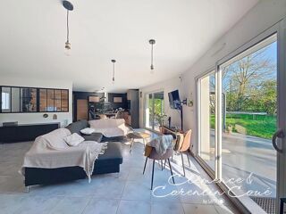  Maison � vendre 8 pi�ces 210 m�