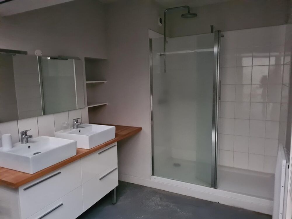 Vente Loft Loft, local commercial ou bureau, cœur de ville, rez de chaussée Angouleme