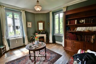  Maison � vendre 9 pi�ces 220 m�