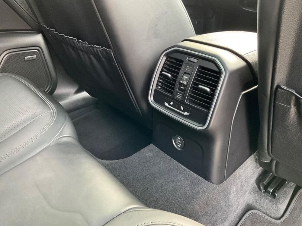 Macan Toit Panoramique – Bose 2019 occasion 33000 Bordeaux