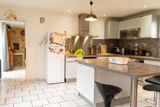  Propri�t�/ch�teau � vendre 3 pi�ces 108 m�