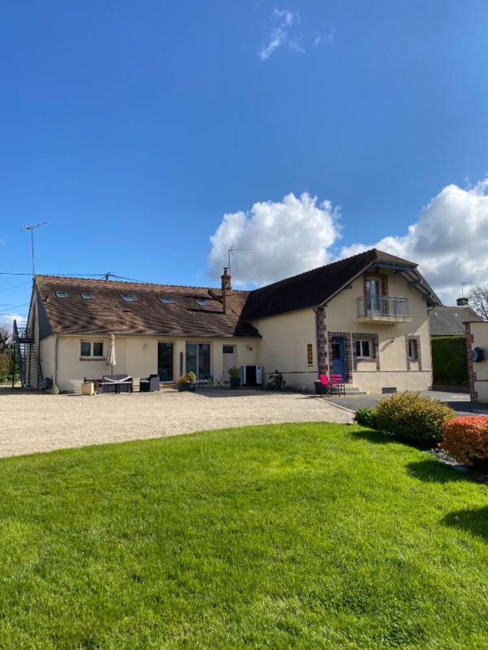 Vente Maison Propiété avec étang et rivière 273 m2 Crulai