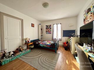  Propriété/château à vendre 9 pièces 1085 m²
