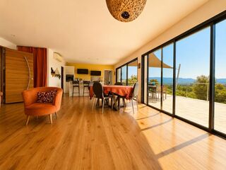  Villa à vendre 6 pièces 204 m²