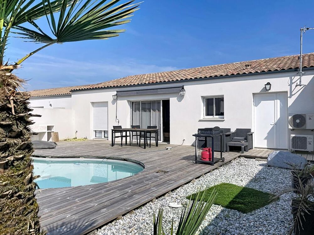 Maison 4 pièces 83 m² · à Angliers · 83 m² · 280 800 €