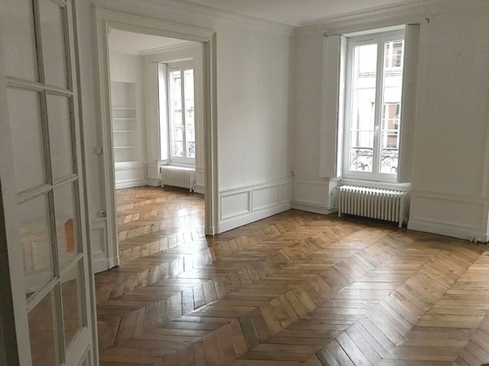 Location Appartement F5 - CENTRE HISTORIQUE Clermont ferrand