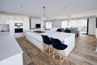  Maison � vendre 9 pi�ces 215 m�
