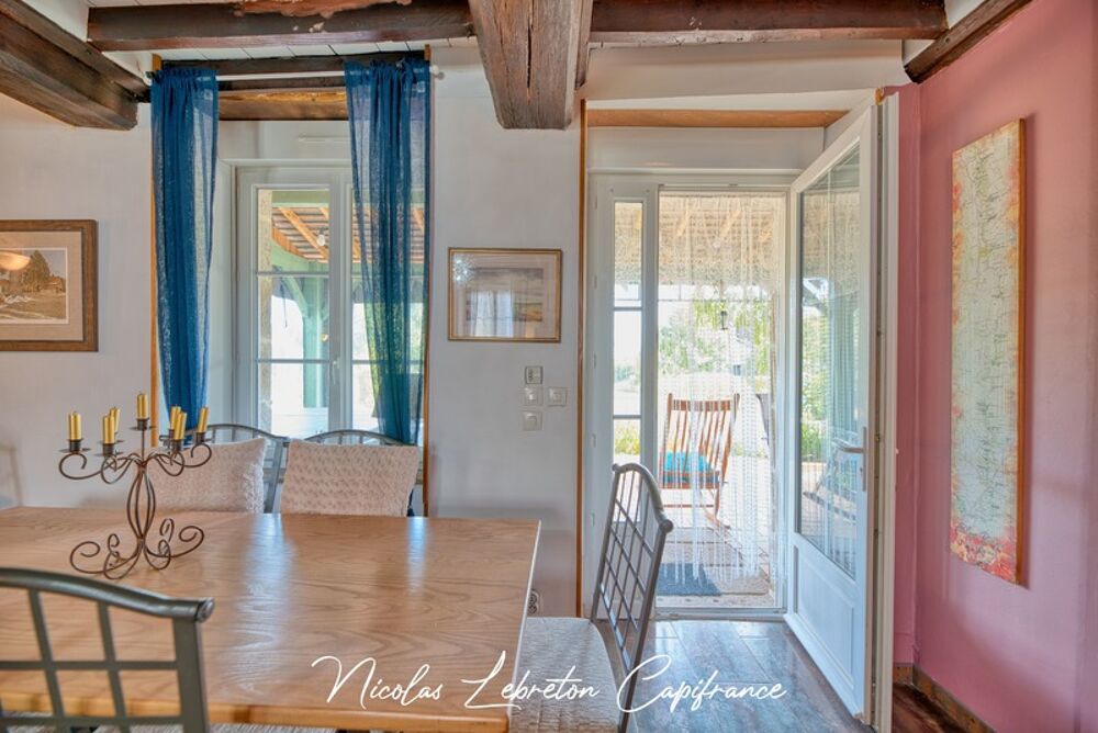Vente Maison Maison en pierre rénovée de 202 m² – 4 chambres + studio indépendant – Dépendance de 100 m² – Terrain clos de 2 775 m² Tinchebray bocage