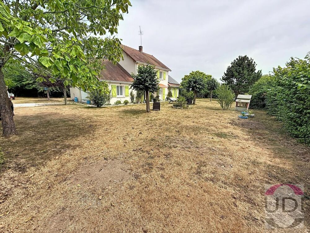 Belle maison sur la commune de Cressat