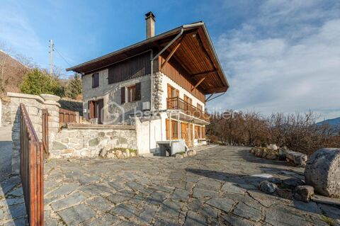   BATISSE DE CARACTERE DE 149 m� sur terrain de 1 850 m� Maison - 5 pi�ce(s) - 116 m�