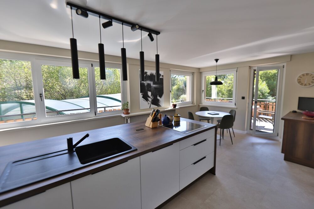 Vente Maison Dpt Vosges (88), à vendre CORNIMONT villa P8 de 263,98 m² - Terrain de 3 469,00 m² - Plain pied Cornimont
