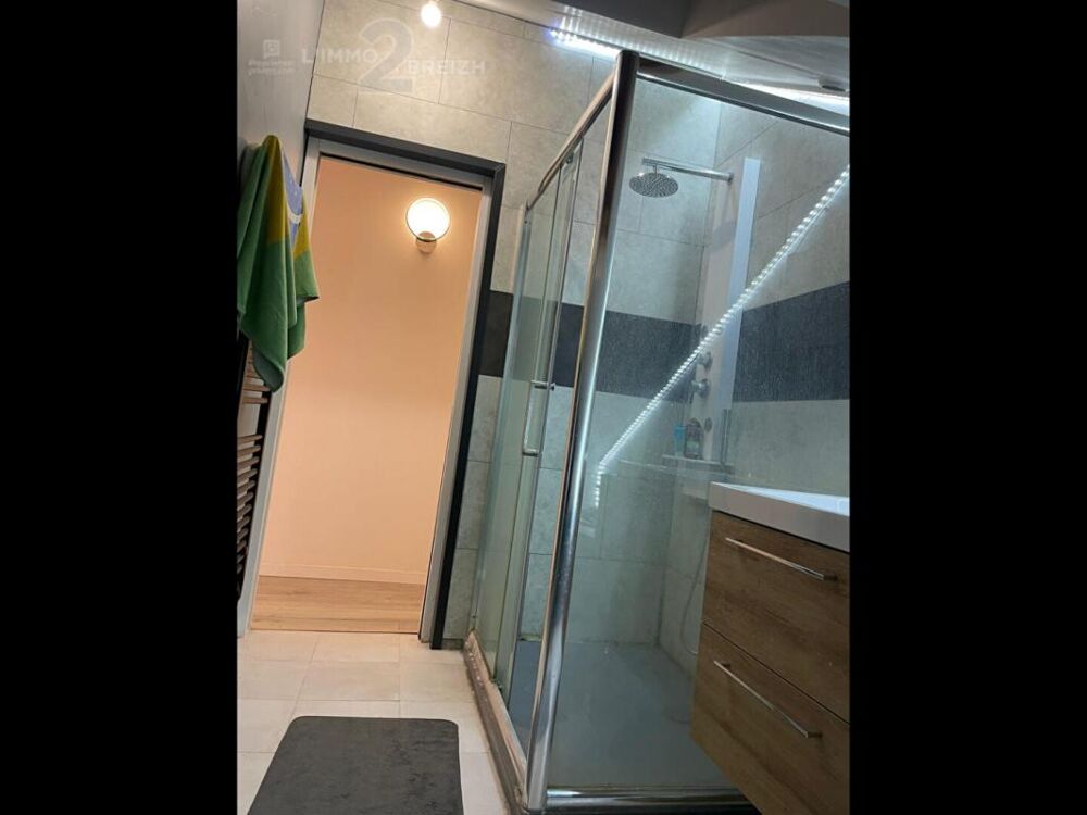 HENNEBONT Maison de ville lumineuse - 75 m² - 2 chambres / bureau